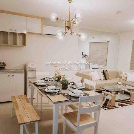 Work-Friendly Mountain-View Condo Near Sm Seaside Cebu Eksteriør billede
